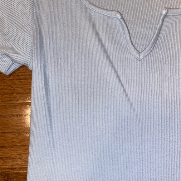 NWOT Brandy Melville John Galt Light Blue Richie Notch T-Shirt - Picture 4 of 5
